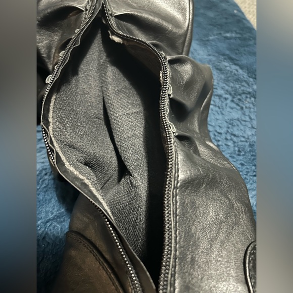 Knee high faux leather boots - Picture 5 of 7